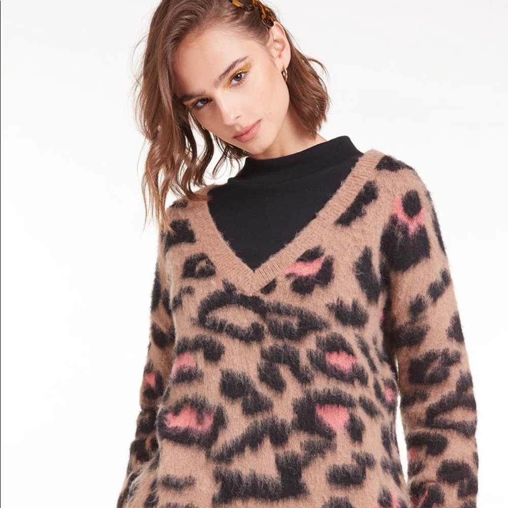 Wildfox Preppy Kitty Tatum Acrylic/Wool Sweater in Size Small